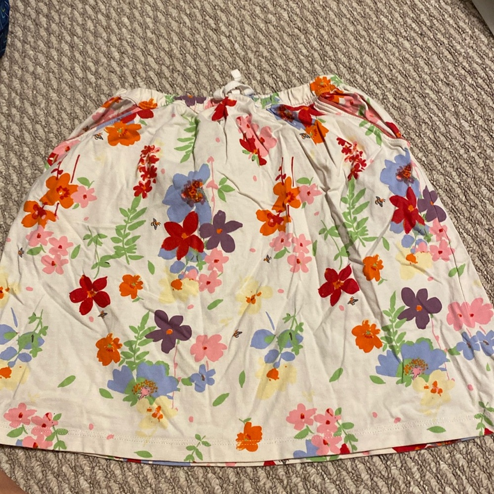 HANNA ANDERSSON , kids size : 150 , white skirt with flowers , 100% cotton